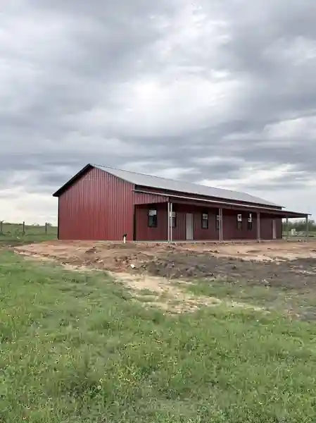 Agricultural metal building completed by NAC Metal Buildings